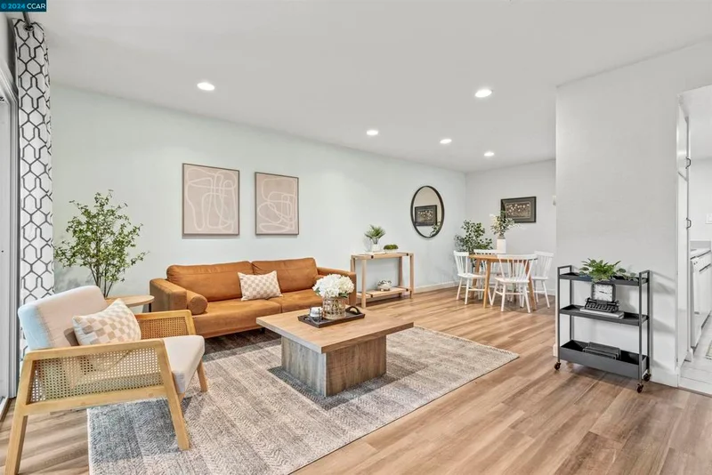 5496 Roundtree Dr C, Concord, CA 94521