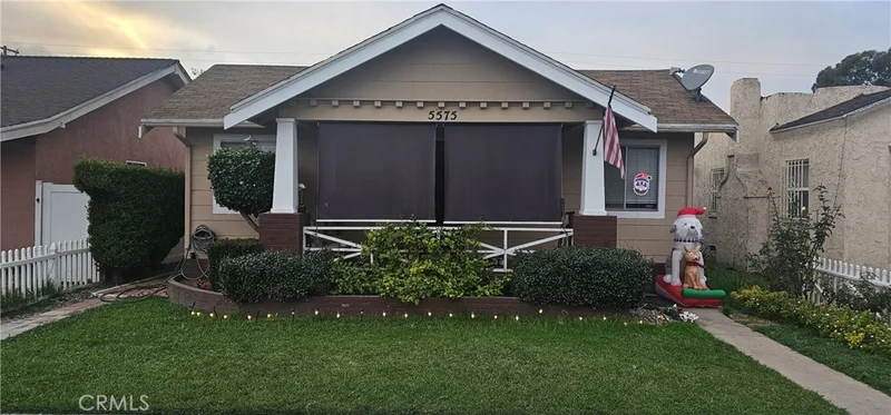 5575 Cerritos Avenue, Long Beach, CA 90805