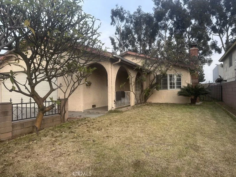 6300 Pacific Drive, Commerce, CA 90040