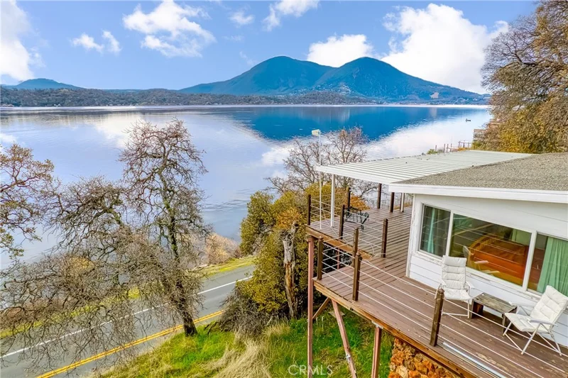 11294 E Highway 20, Clearlake Oaks, CA 95423