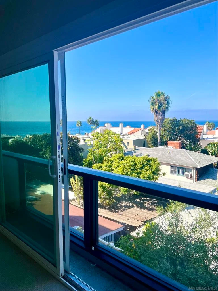 230 Prospect St 33, La Jolla, CA 92037