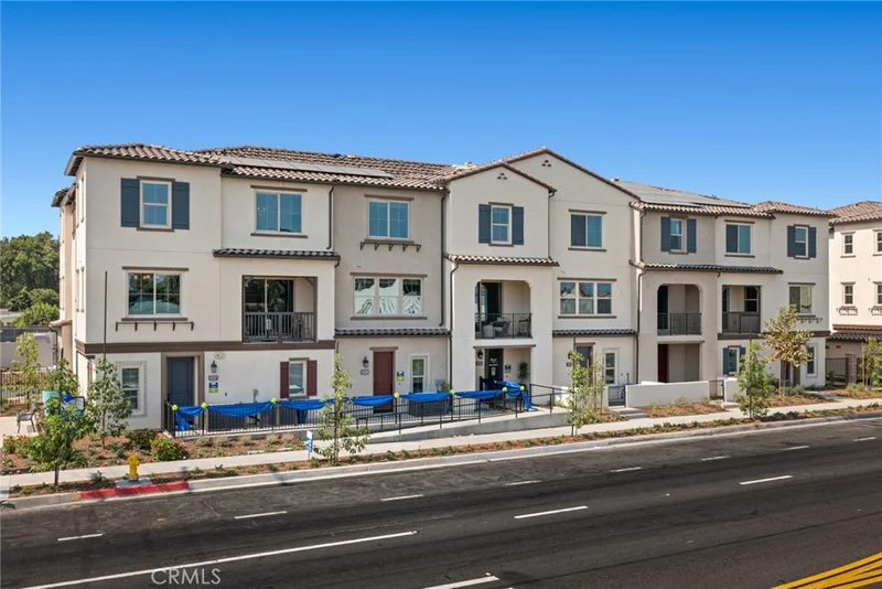 12250 Mirasol Loop J, El Monte, CA 91732