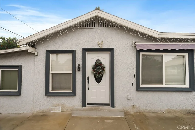 5559 Elm Avenue, Long Beach, CA 90805