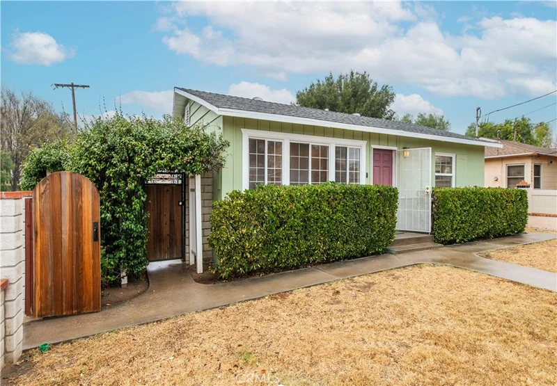10203 Jordan Avenue, Chatsworth, CA 91311