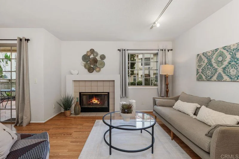 1050 La Tortuga Drive 21, Vista, CA 92081