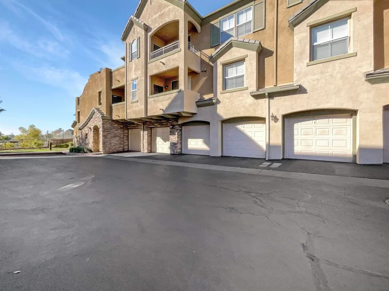 1853 Rue Bienville Pl 835, Chula Vista, CA 91913