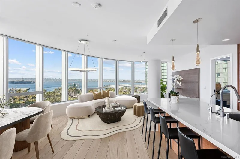 888 W E St 802, San Diego, CA 92101