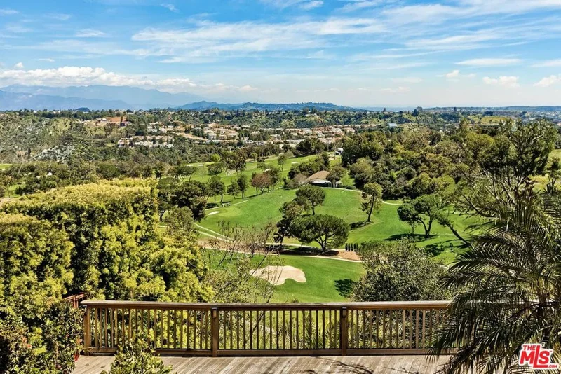 2286 Canyonback Road, Los Angeles, CA 90049
