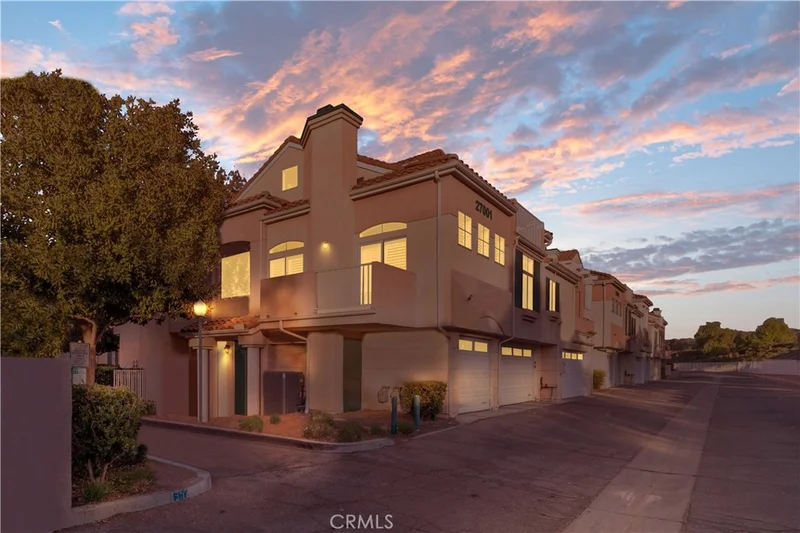 27001 Karns Court, Canyon Country, CA 91387