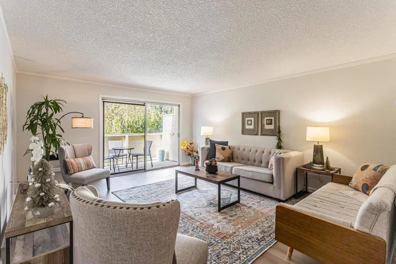 1033 Crestview Drive 309, Mountain View, CA 94040