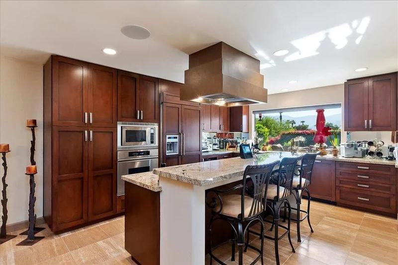 105 Conejo Circle, Palm Desert, CA 92260