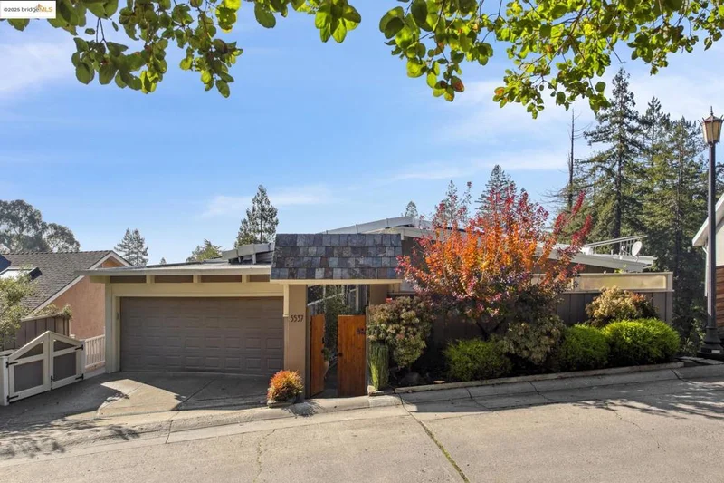 5537 La Salle Avenue, Oakland, CA 94611