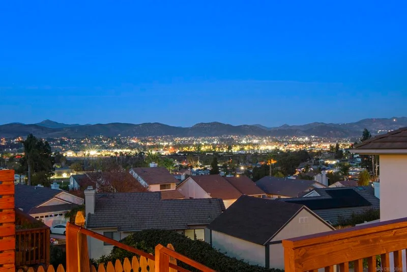 8515 Ellsworth Lane, Santee, CA 92071