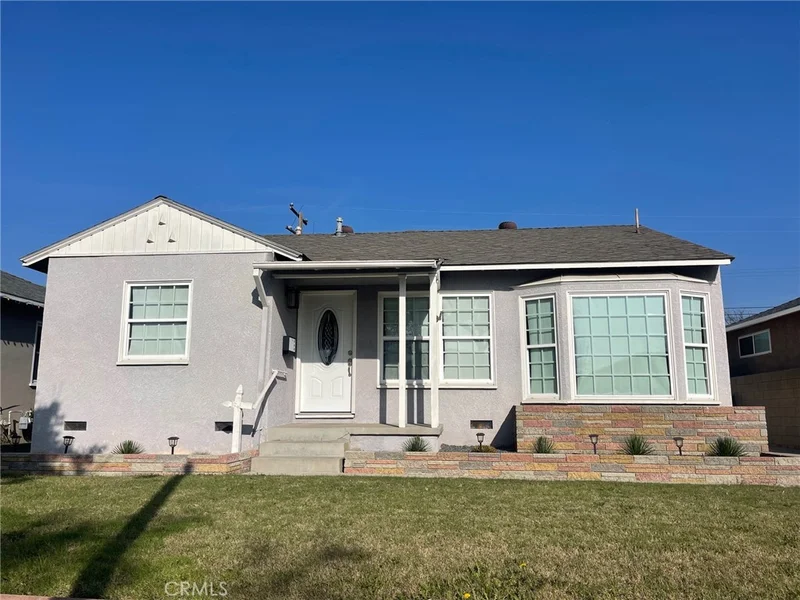 6303 Henrilee Street, Lakewood, CA 90713