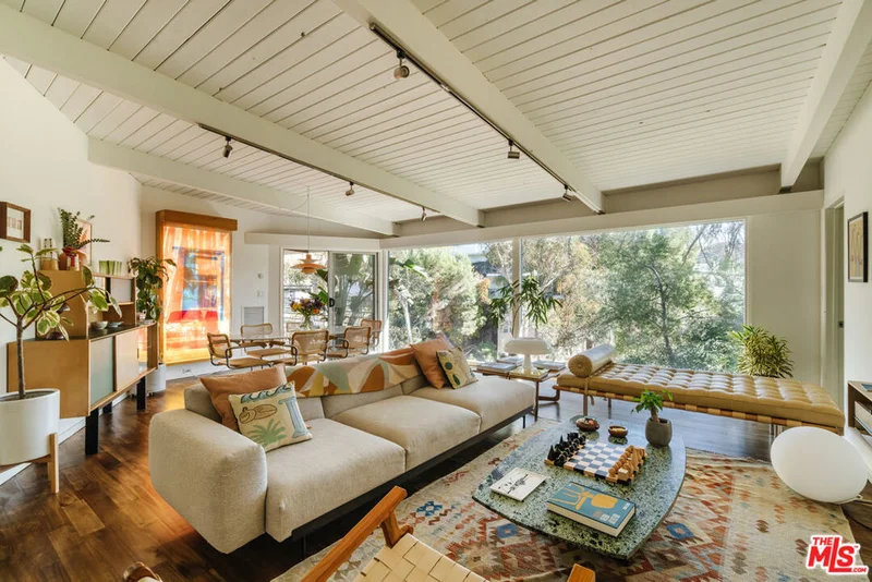 6170 Rodgerton Drive, Los Angeles, CA 90068