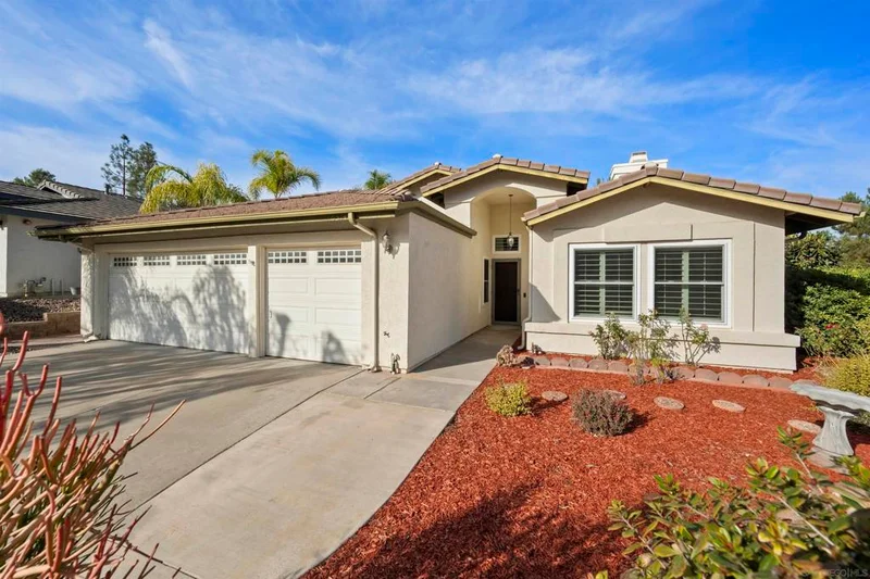8514 Mesa Heights Rd, Santee, CA 92071