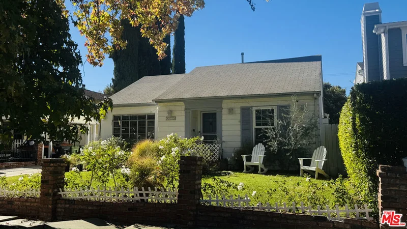 4539 Van Noord Avenue, Studio City, CA 91604