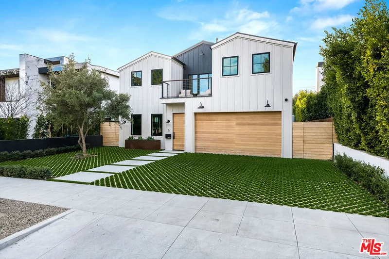 4177 Bakman Avenue, Studio City, CA 91602