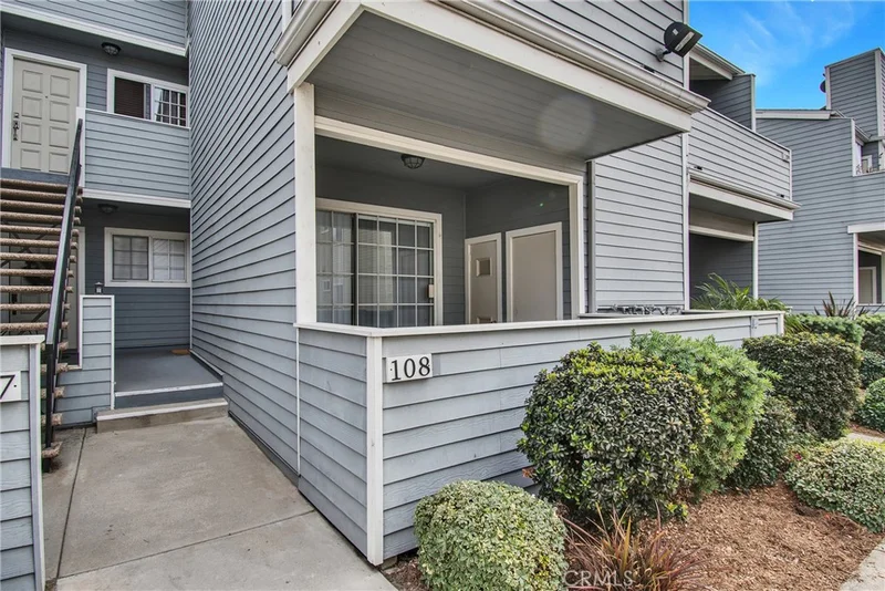 777 S Citrus Avenue 108, Azusa, CA 91702