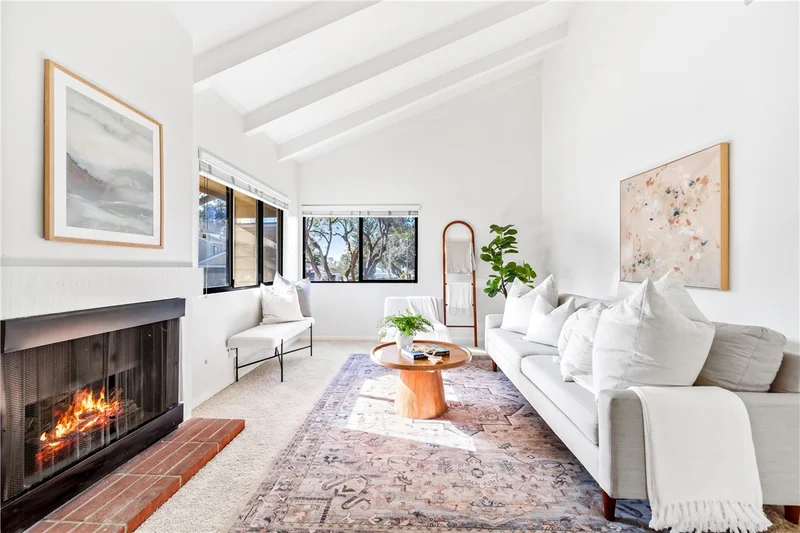1 Sundance Drive, Newport Beach, CA 92663