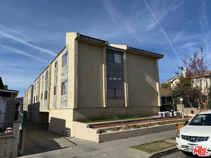 425 N Moore Avenue A, Monterey Park, CA 91754