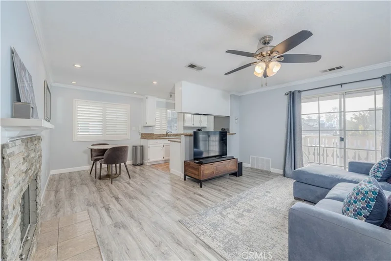 7821 Essex Drive 103, Huntington Beach, CA 92648