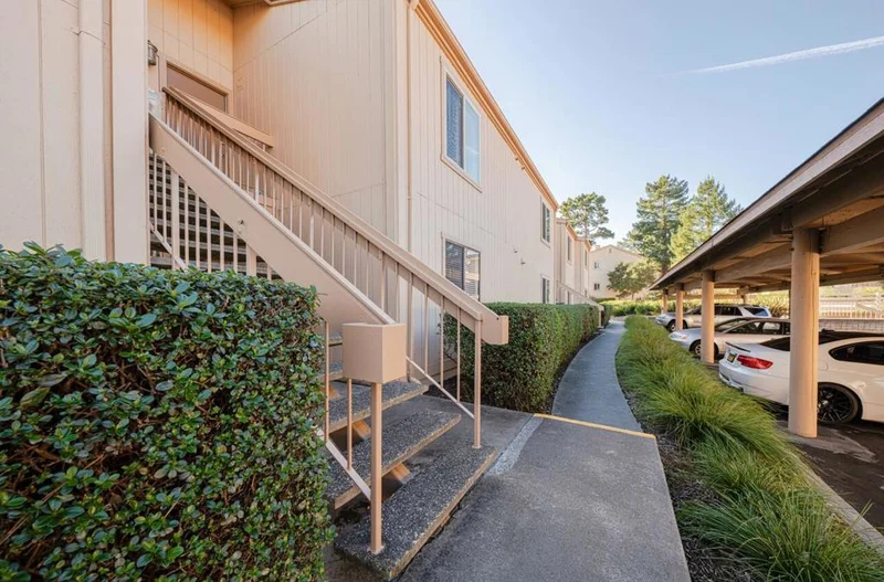 300 Glenwood Circle 403, Monterey, CA 93940