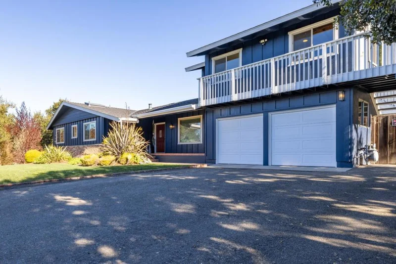 23 Seca Place, Salinas, CA 93908