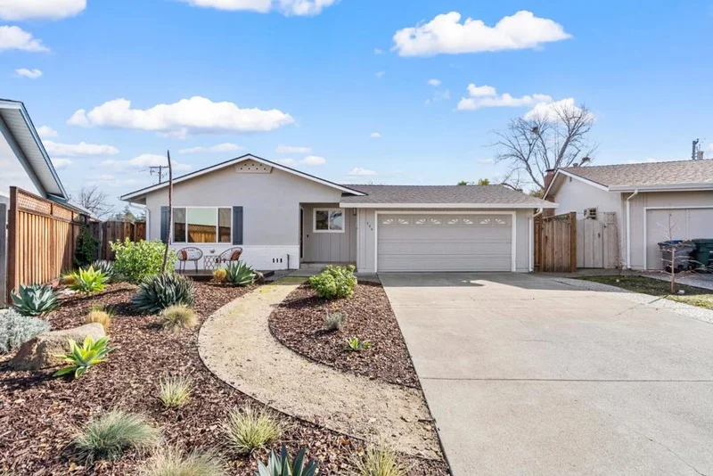 790 Nuttal Oak Court, Sunnyvale, CA 94086