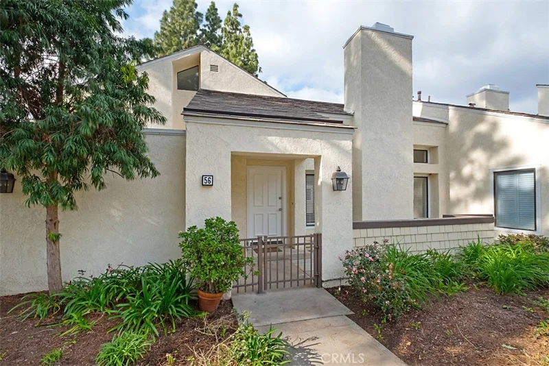 56 Chardonnay 37, Irvine, CA 92614