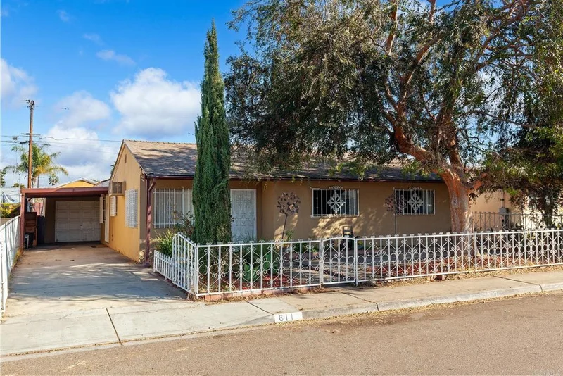 611 SUNNYSIDE AVE