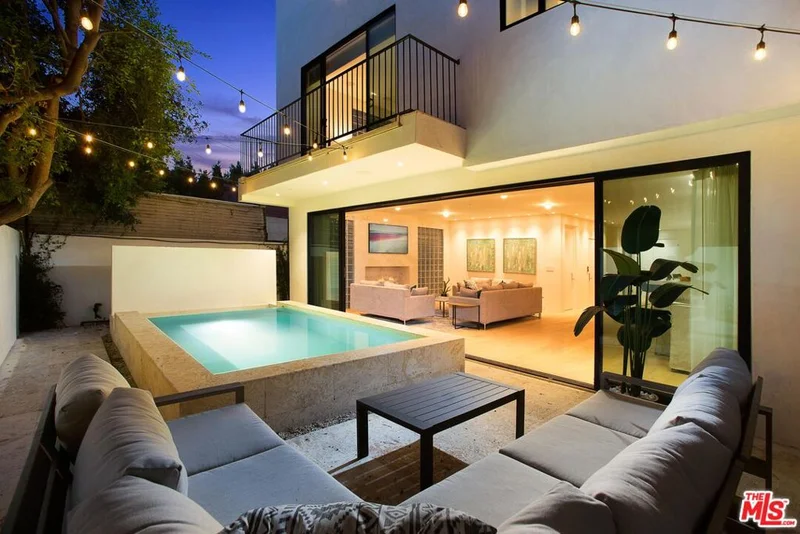508 N Sweetzer Avenue, Los Angeles, CA 90048