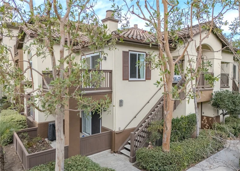 2960 Champion Way 1612, Tustin, CA 92782