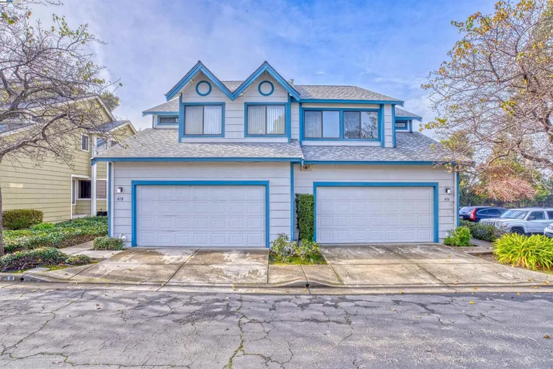 416 Dohrmann Ln, Pinole, CA 94564