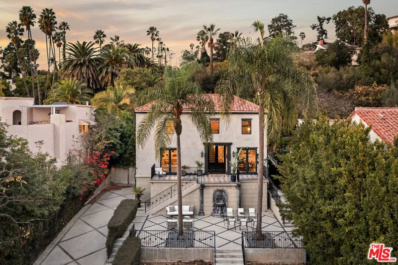 5211 Franklin Avenue, Los Angeles, CA 90027