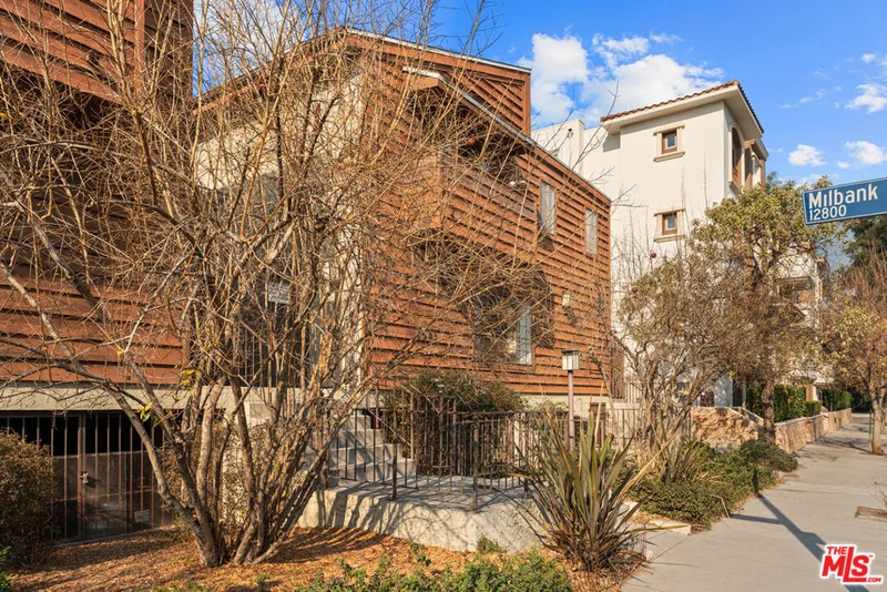 4543 Coldwater Canyon Avenue 1, Studio City, CA 91604