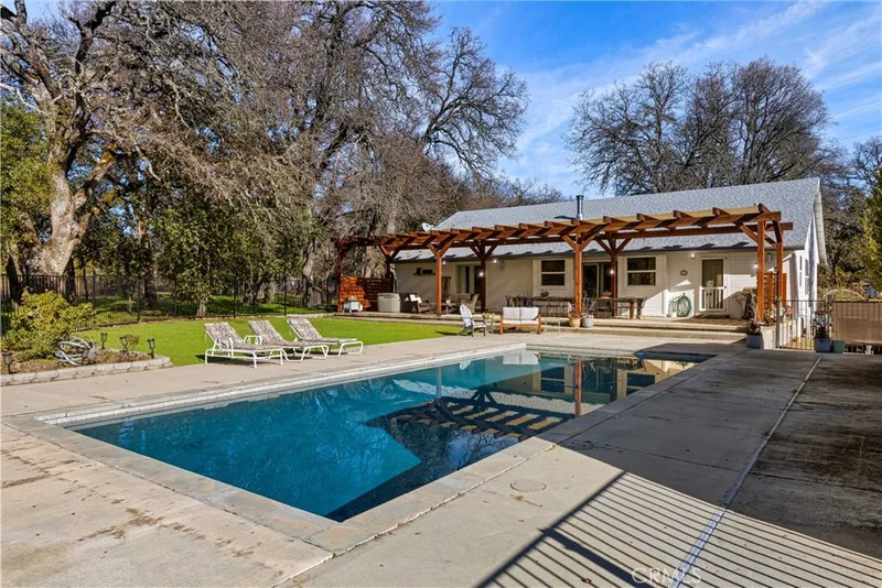 5575 Fifer Lane, Kelseyville, CA 95451