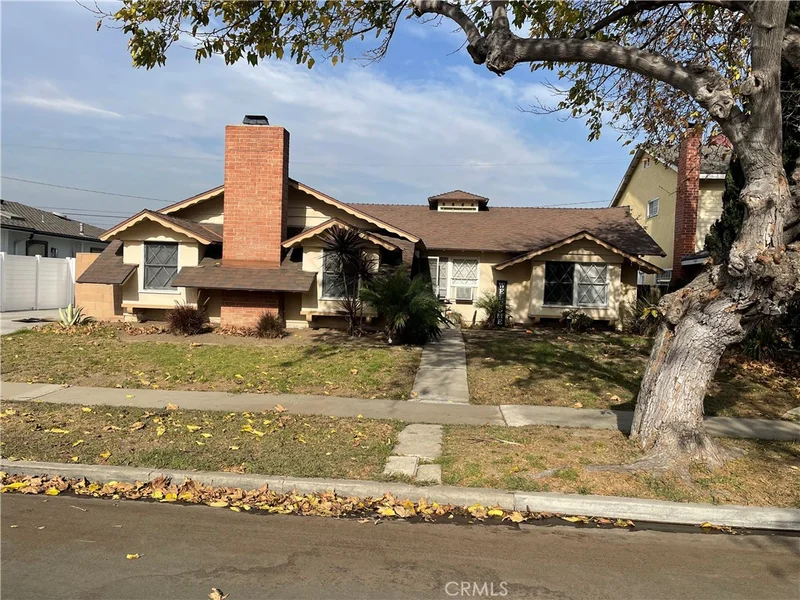 2971 Inverness Drive, Los Alamitos, CA 90720