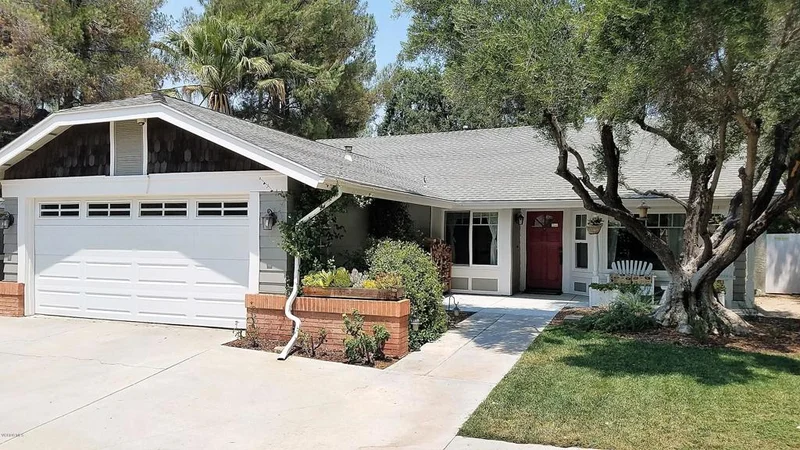 22425 Claremont, Saugus, CA 91350