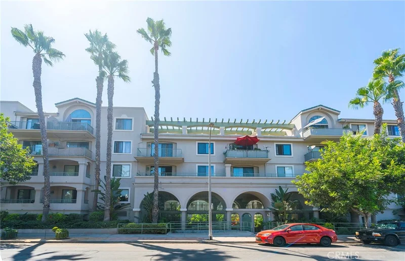 555 Maine Avenue 213, Long Beach, CA 90802