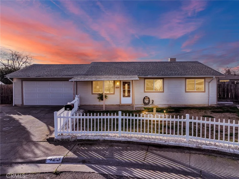423 Rio Grande, Corning, CA 96021