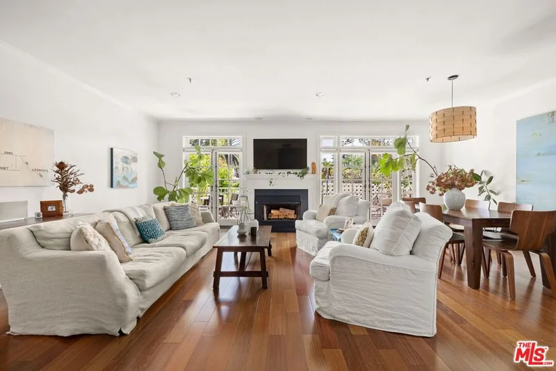 1040 4th Street 205, Santa Monica, CA 90403