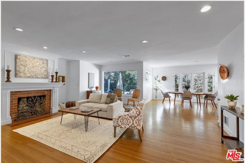 11347 Rose Avenue, Los Angeles, CA 90066