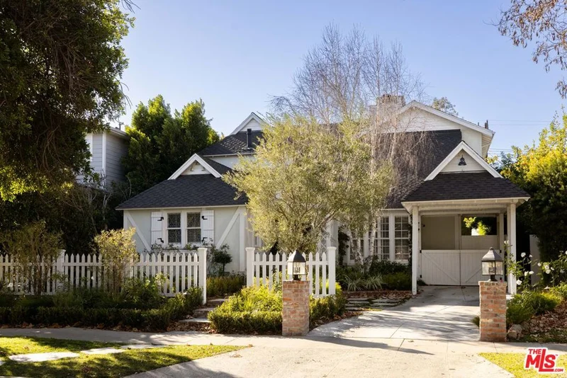 4129 Laurelgrove Avenue, Studio City, CA 91604