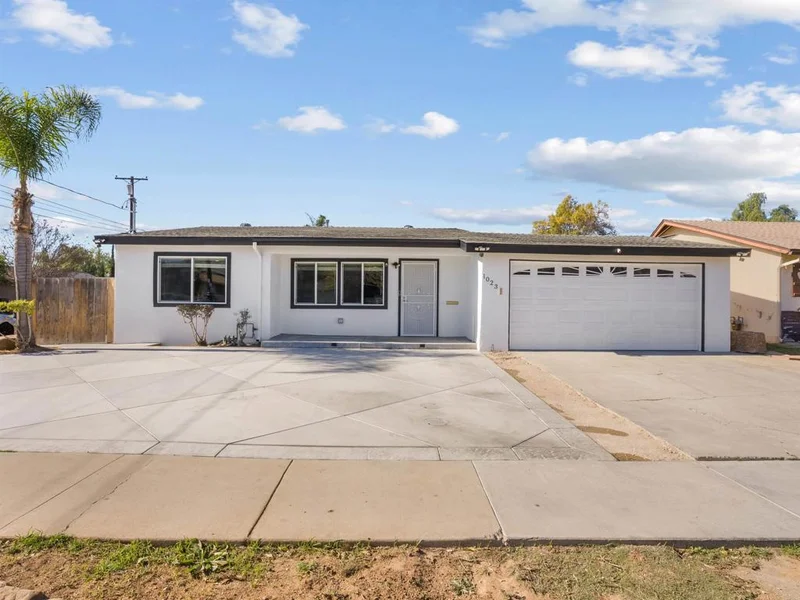 1023 N Ivy Street, Escondido, CA 92026