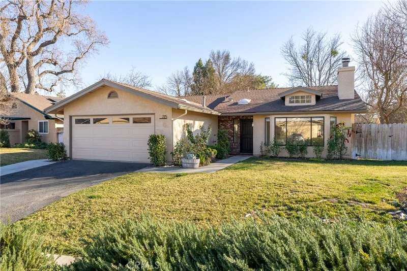 775 Golden Meadow Drive, Paso Robles, CA 93446