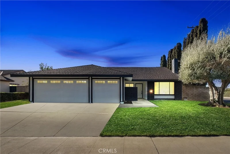 4108 E Fernwood Avenue, Orange, CA 92869