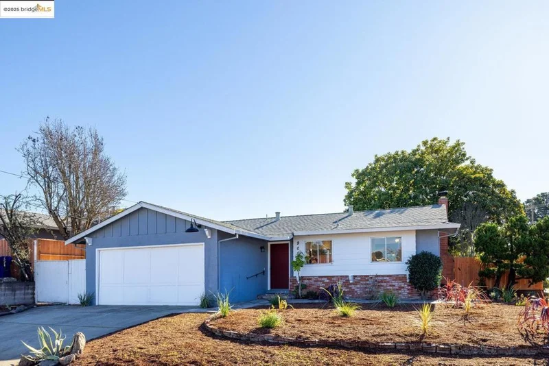 905 Tara Hills Dr, Pinole, CA 94564