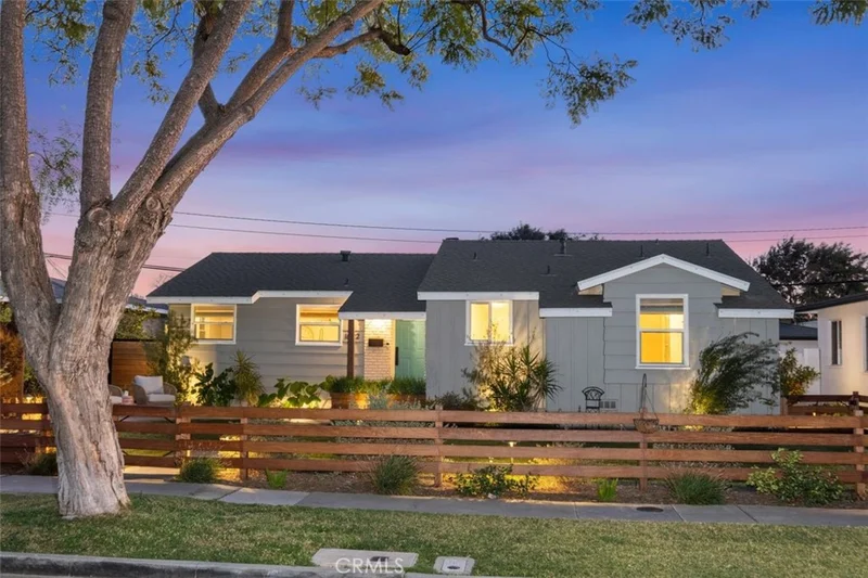 1022 W 18th Street, Santa Ana, CA 92706