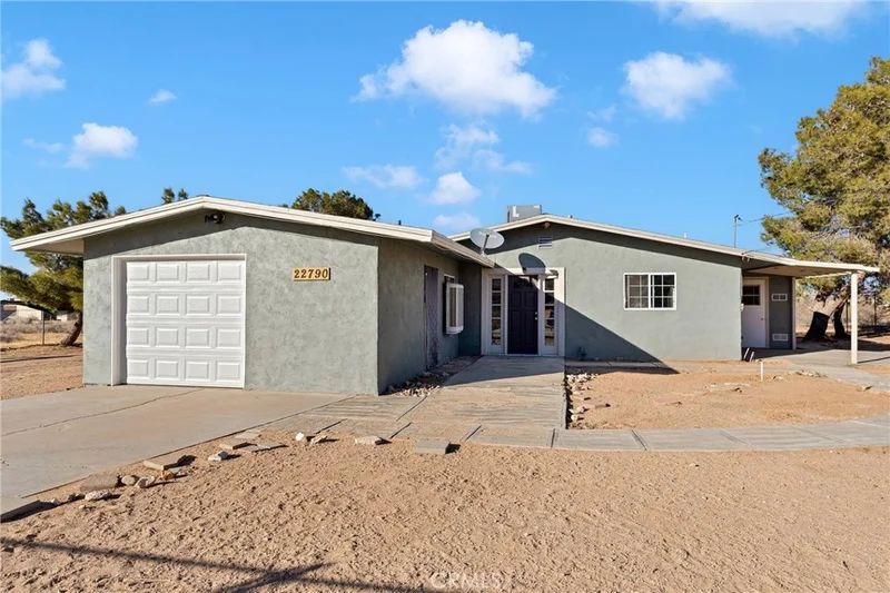 22790 Via Seco Street, Apple Valley, CA 92308